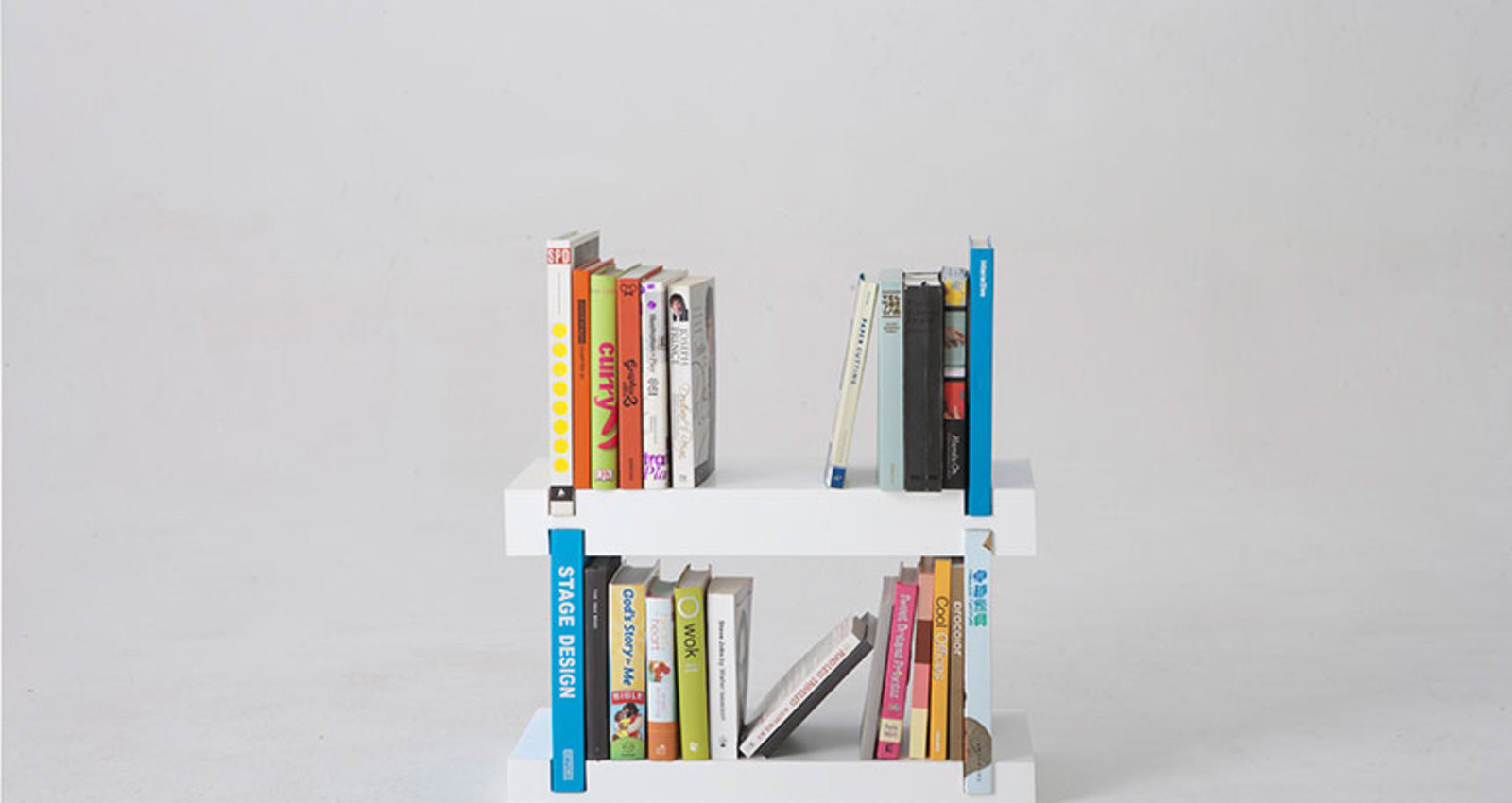 Minimal Bookshelf